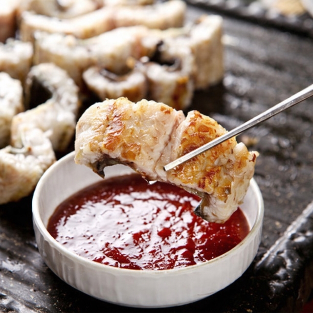 ♥︎하루500개 한정♥︎09시 재입고! 고창 직송!! 손질 민물장어 // 1kg