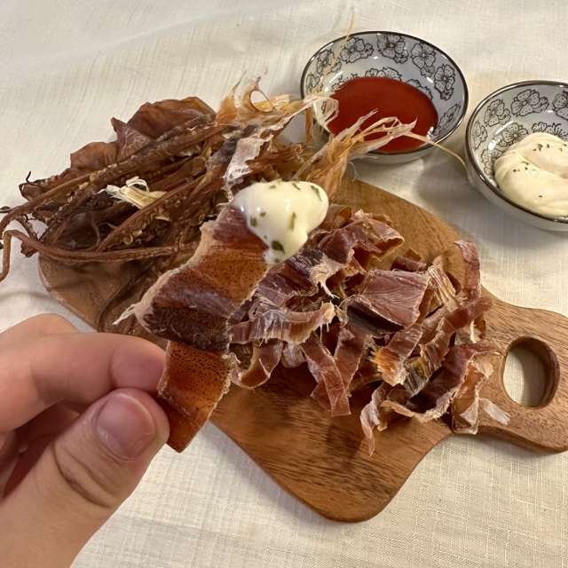 먹어도 먹어도 손이 가는 쫄쫄이 오징어 300g