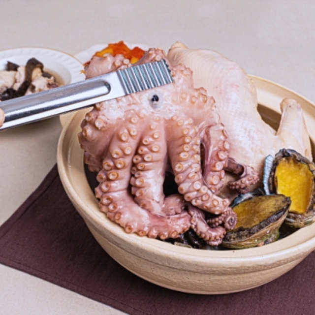 여름나기 복날밀키트 해신탕 (왕문어 해신탕 / 왕문어 능이 해신탕)