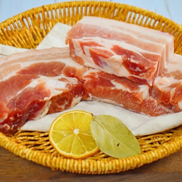 흑돼지 통삼겹 500g