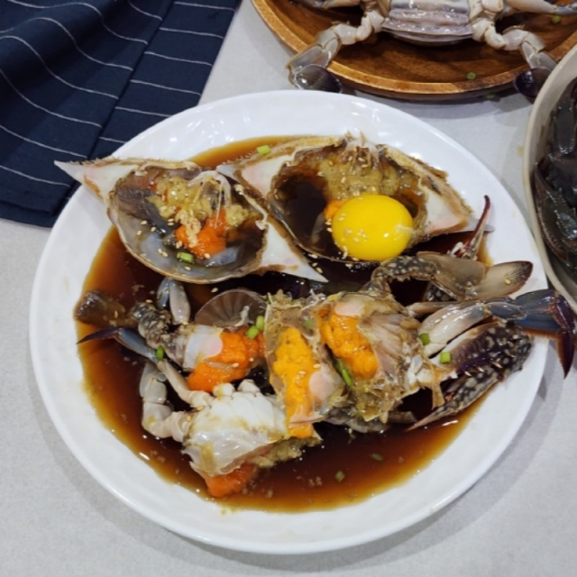 [자연가득] 국내산 꽃돌이 암꽃게 돌게장 2.8kg