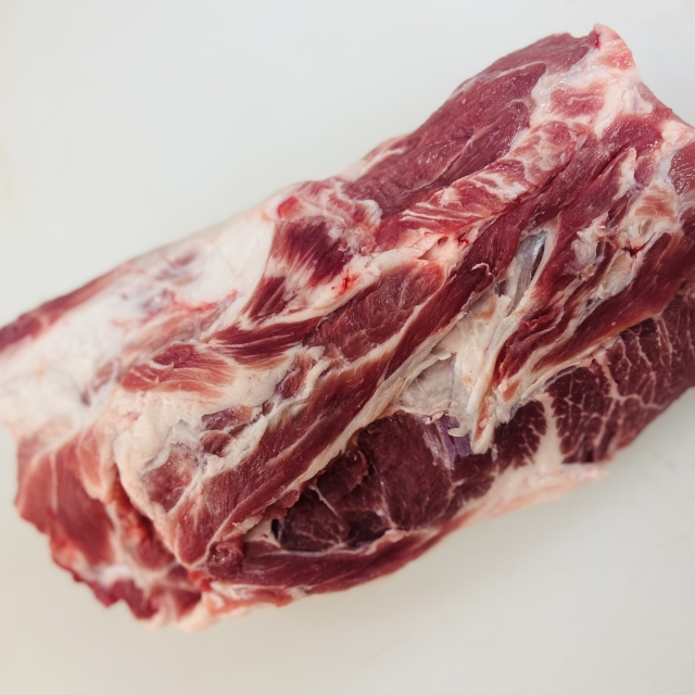 1+한돈 암돼지 보쌈/수육용 목살 400g
