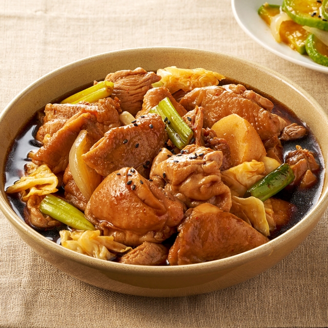 100% 닭다리살 쑥이네 찜닭 4종 700g x 2팩